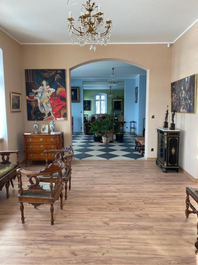 Palac Osowo Gostynskie Exterior foto
